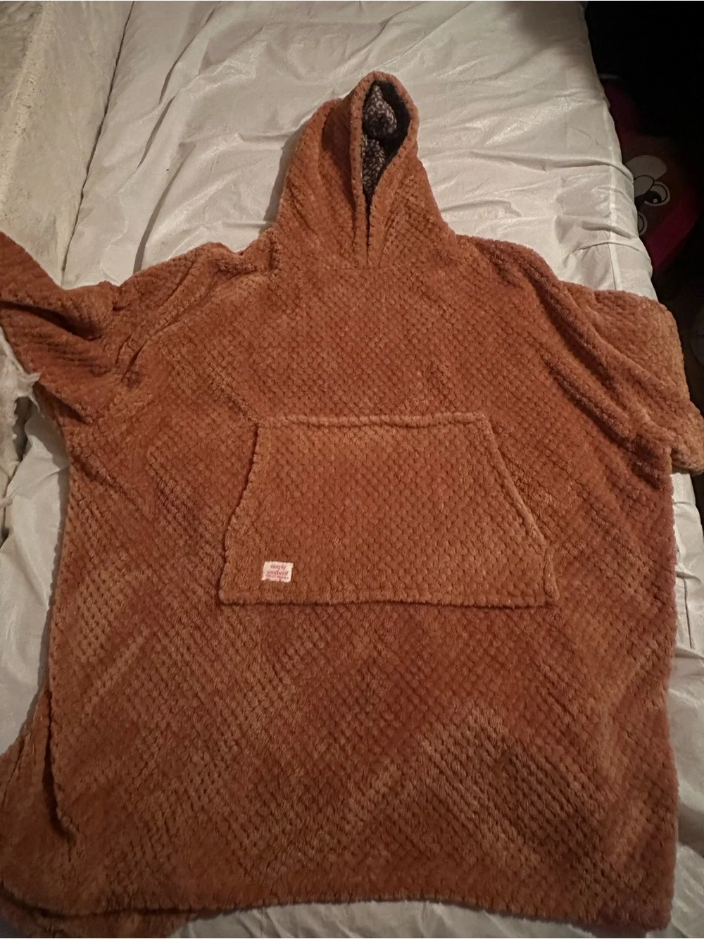 Simply Southern Plush Hooded Sherpa (snuggie) Blanket with pocket NWOT